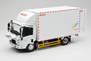 Isuzu Gulf Truck OEM 1:18 ISUZU001 Diecast - image 2 of 8