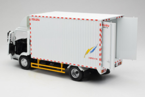Isuzu Gulf Truck OEM 1:18 ISUZU001 Diecast - image 7 of 8