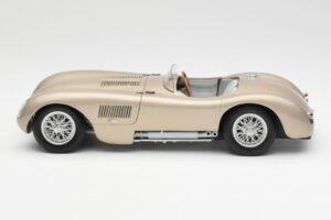 Jaguar C-Type Bronze AUTOart 1:18 73502 Diecast - image 4 of 8