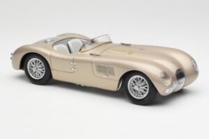 Jaguar C-Type Bronze AUTOart 1:18 73502 Diecast - image 6 of 8