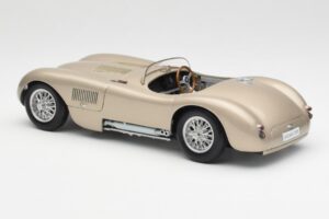Jaguar C-Type Bronze AUTOart 1:18 73502 Diecast - image 7 of 8