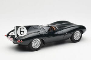 Jaguar D-Type #6 M. Hawthorn / I. Bueb Team Jaguar Cars Ltd 24 Hours of Le Mans 1955 AUTOart 1:18 85586 Diecast - image 2 of 6