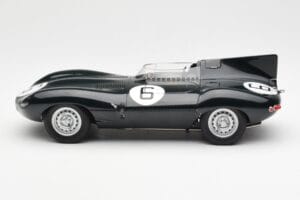 Jaguar D-Type #6 M. Hawthorn / I. Bueb Team Jaguar Cars Ltd 24 Hours of Le Mans 1955 AUTOart 1:18 85586 Diecast - image 3 of 6