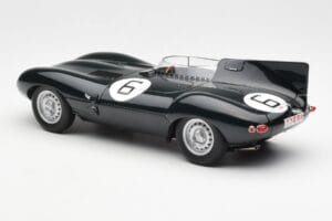 Jaguar D-Type #6 M. Hawthorn / I. Bueb Team Jaguar Cars Ltd 24 Hours of Le Mans 1955 AUTOart 1:18 85586 Diecast - image 5 of 6