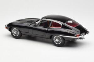Jaguar E-Type 3.8 Series 1 Black Kyosho 1:18 08954BK Diecast - image 7 of 8
