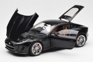 Jaguar F-Type R X152 Matt Black AUTOart 1:18 73652 Composite - image 2 of 8