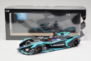 Jaguar I-Type 3 Panasonic Jaguar Racing #20 M. Evans Formula E Season 5 2019 Minichamps 1:18 114180020 Diecast - image 6 of 6