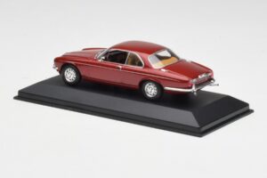 Jaguar XJ12 Coupe Regency Red Minichamps 1:43 400130461 Diecast - image 3 of 4
