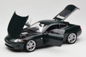 Jaguar XK X150 Green Minichamps 1:18 153130503 Diecast - image 2 of 8