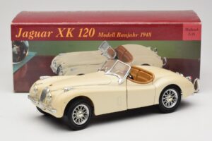 Jaguar XK120 White Eduscho 1:18 7482-1HTH Diecast - image 8 of 8