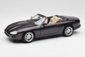 Jaguar XKR X100 Cabriolet Grey Maisto 1:18 50331 Diecast
