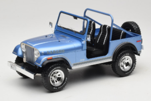 Jeep CJ-7 Laredo Blue MCG 1:18 MCG18553 Diecast
