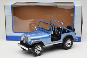 Jeep CJ-7 Laredo Blue MCG 1:18 MCG18553 Diecast - image 6 of 6