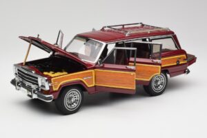 Jeep Grand Wagoneer Classic Red AUTOart 1:18 74002 Diecast - image 2 of 8