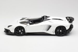 Lamborghini Aventador J White AUTOart 1:18 74674 Diecast - image 4 of 8