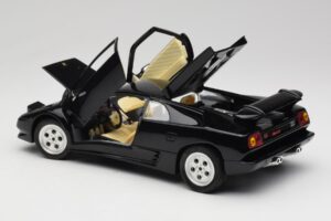 Lamborghini Diablo Black Mira 1:18 6107 Diecast - image 5 of 8