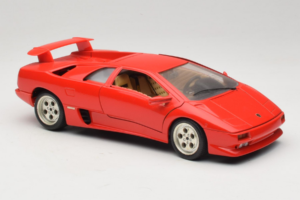 Lamborghini Diablo Red Bburago 1:18 3041-M1 Diecast - image 6 of 8