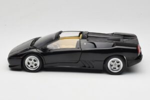 Lamborghini Diablo Roadster Black AUTOart 1:18 70093-R1 Diecast - image 5 of 10