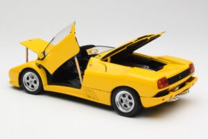Lamborghini Diablo Roadster Yellow AUTOart 1:18 70092 Diecast - image 5 of 8