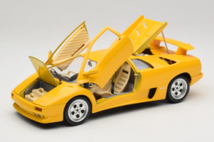 Lamborghini Diablo Yellow Bburago 1:18 3041-M2 Diecast - image 2 of 8
