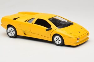 Lamborghini Diablo Yellow Tonka 1:18 9035 Diecast - image 6 of 8