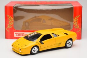 Lamborghini Diablo Yellow Tonka 1:18 9035 Diecast - image 8 of 8