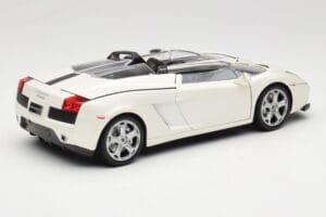 Lamborghini Gallardo Concept S White Motormax 1:18 79156 Diecast - image 3 of 8