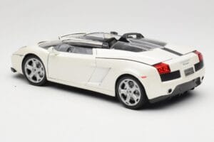 Lamborghini Gallardo Concept S White Motormax 1:18 79156 Diecast - image 7 of 8