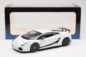 Lamborghini Gallardo Superleggera Monocerus Metallic White AUTOart 1:18 74585 Diecast - image 8 of 8