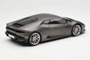 Lamborghini Huracan LP610-4 Grey AUTOart 1:18 74606 Composite - image 3 of 8