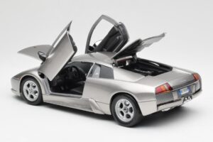 Lamborghini Murcielago Silver Maisto 1:18 7450257 Diecast - image 5 of 8