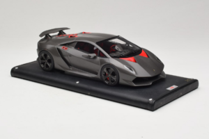 Lamborghini Sesto Elemento Matte Black MR Collection 1:18 LAMB054 Resin - image 4 of 6