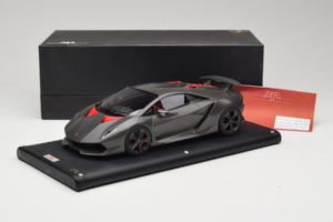 Lamborghini Sesto Elemento Matte Black MR Collection 1:18 LAMB054 Resin - image 6 of 6
