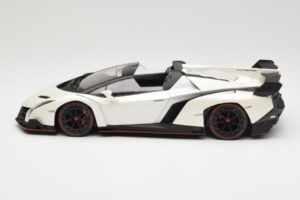 Lamborghini Veneno Roadster White With Red Line Kyosho 1:18 C09502W Diecast - image 3 of 6