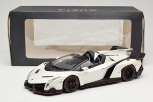 Lamborghini Veneno Roadster White With Red Line Kyosho 1:18 C09502W Diecast - image 6 of 6