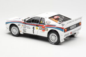 Lancia 037 Martini #1 W. Rohrl / C. Geistdorfer Winner Rally Monte Carlo 1983 Night Version Kyosho 1:18 08306A Diecast - image 7 of 8