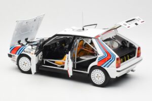 Lancia Delta HF 4WD #4 M. Alen / I. Kivimaki Martini Rally 1000 Lakes 1987 Kyosho 1:18 08960B Diecast - image 5 of 8