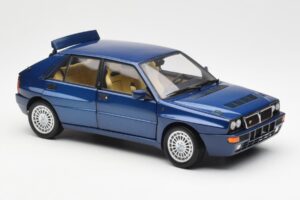 Lancia Delta HF Integrale Evo II Blue Kyosho 1:18 08341BL Diecast - image 6 of 8