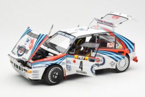 Lancia Delta HF Integrale Evo Martini #4 D. Auriol / B. Occelli Winner Rally Monte Carlo 1992 Kyosho 1:18 08348A Diecast - image 2 of 8