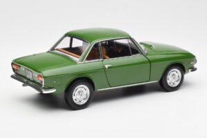 Lancia Fulvia 3 Dublin Green Norev 1:18 187983 Diecast - image 3 of 8