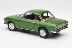 Lancia Fulvia 3 Dublin Green Norev 1:18 187983 Diecast - image 7 of 8