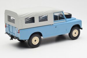 Land Rover Series II 109 Pick Up Closed Blue MCG 1:18 MCG18094 Diecast - image 2 of 6