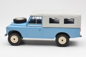 Land Rover Series II 109 Pick Up Closed Blue MCG 1:18 MCG18094 Diecast - image 3 of 6