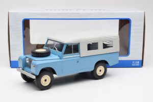 Land Rover Series II 109 Pick Up Closed Blue MCG 1:18 MCG18094 Diecast - image 6 of 6