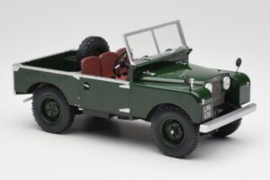 Land Rover 88 Series 1 Open Top Dark Green MCG 1:18 MCG18367 Diecast - image 2 of 6