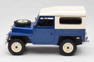 Land Rover Lightweight Series III Dark Blue BoS Models 1:18 BOS382 Resin - image 3 of 6