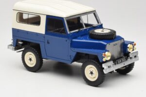 Land Rover Lightweight Series III Dark Blue BoS Models 1:18 BOS382 Resin - image 4 of 6