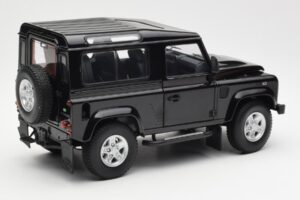 Land Rover Defender 90 Santorini Black Metallic Kyosho 1:18 08901BK Diecast - image 3 of 8