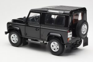 Land Rover Defender 90 Santorini Black Metallic Kyosho 1:18 08901BK Diecast - image 7 of 8