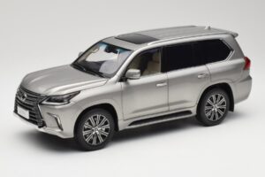Lexus LX570 Sonic Titanium Kyosho 1:18 08955T Diecast